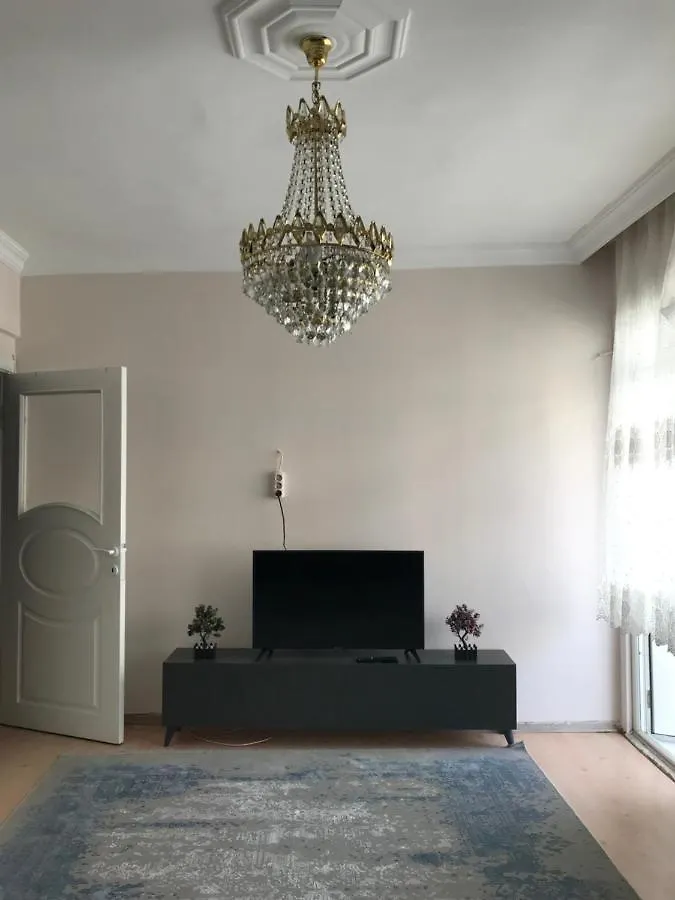Vintage Square Apartment In Zeytinburnu Istanbul Turkey