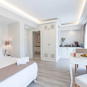 Perla Galata Istanboel